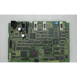Fanuc A20B-8100-0402 Board - Precision Industrial Control Circuitry