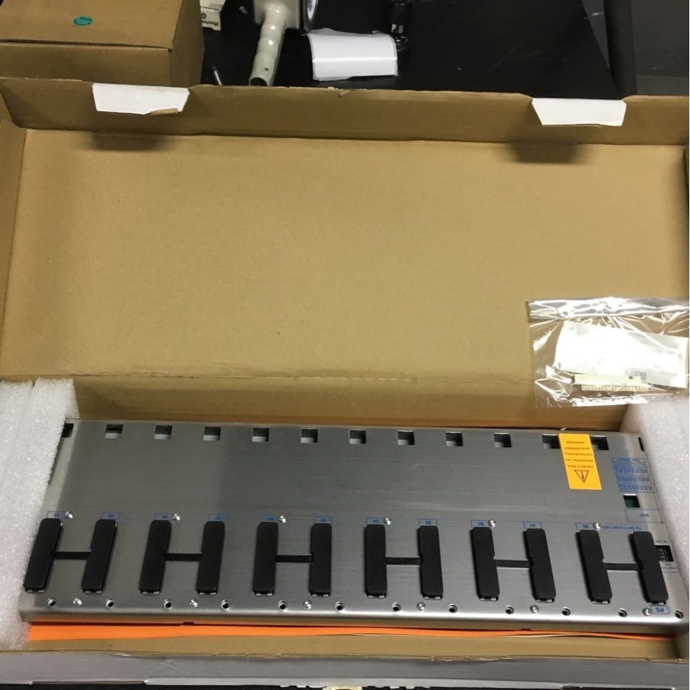 Schneider TSXRKY12EX Extendable Rack - 12 Slots, IP20 Rated for Multi-Rack Configurations