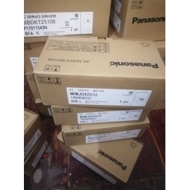 Panasonic MINAS A5 MHMJ042G1U Servo Motor 200V 400W